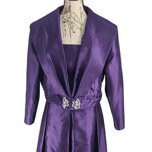 Giovanna Signature Church Suit 2 piece skirt evening gown purple Size 16 formal